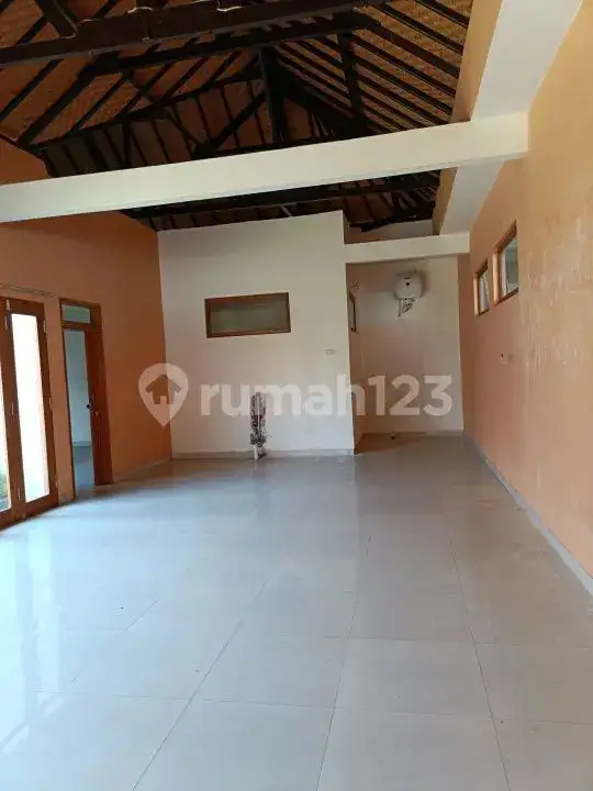 2 Unit Rumah di Atas Lahan 400 m² Dekat Pantai dan Central Lovina