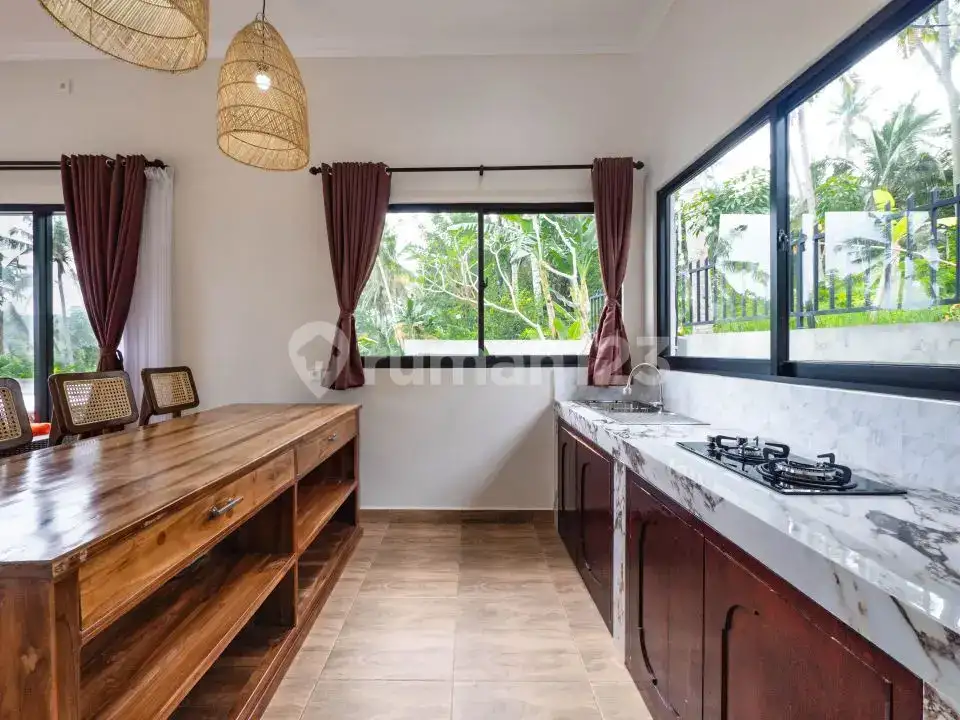 Villa Modern 2 Kamar dengan View Gunung di Karangasem Bali Timur
