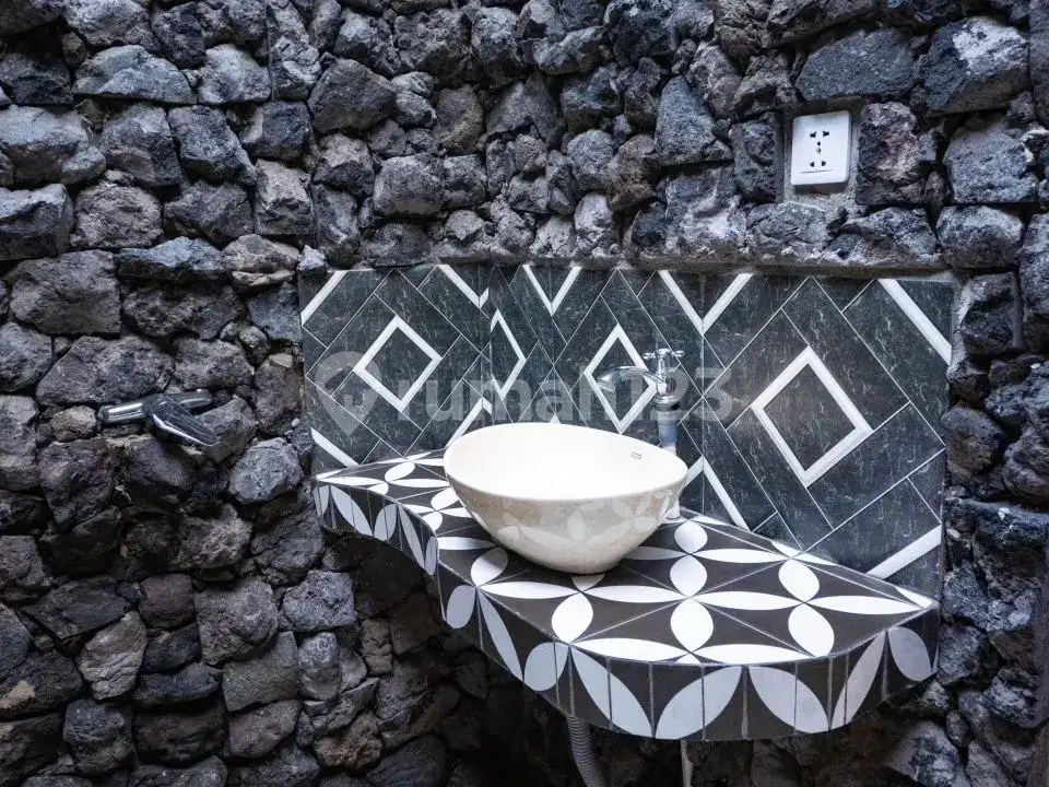Villa Modern 2 Kamar dengan View Gunung di Karangasem Bali Timur