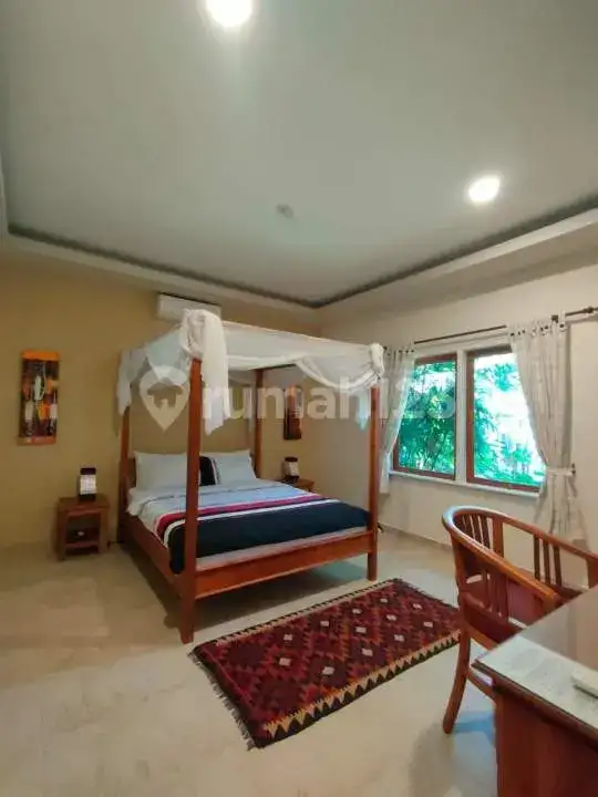 Beach Front Villa 3 Kamar di Seririt Bali dengan Lahan Luas dan Lingkungan Tenang