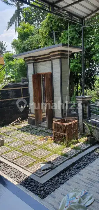 Rumah Style Bali Bonus Kos 12 Kamar di Subagan Karangasem Dekat Pantai