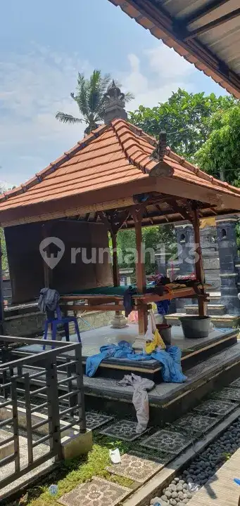 Rumah Style Bali Bonus Kos 12 Kamar di Subagan Karangasem Dekat Pantai