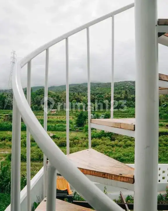 Private Villa 1 Kamar Tidur di Lovina Dekat Pepito dan Pantai dengan View Alam