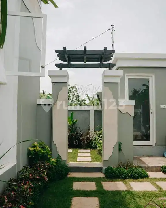 Private Villa 1 Kamar Tidur di Lovina Dekat Pepito dan Pantai dengan View Alam
