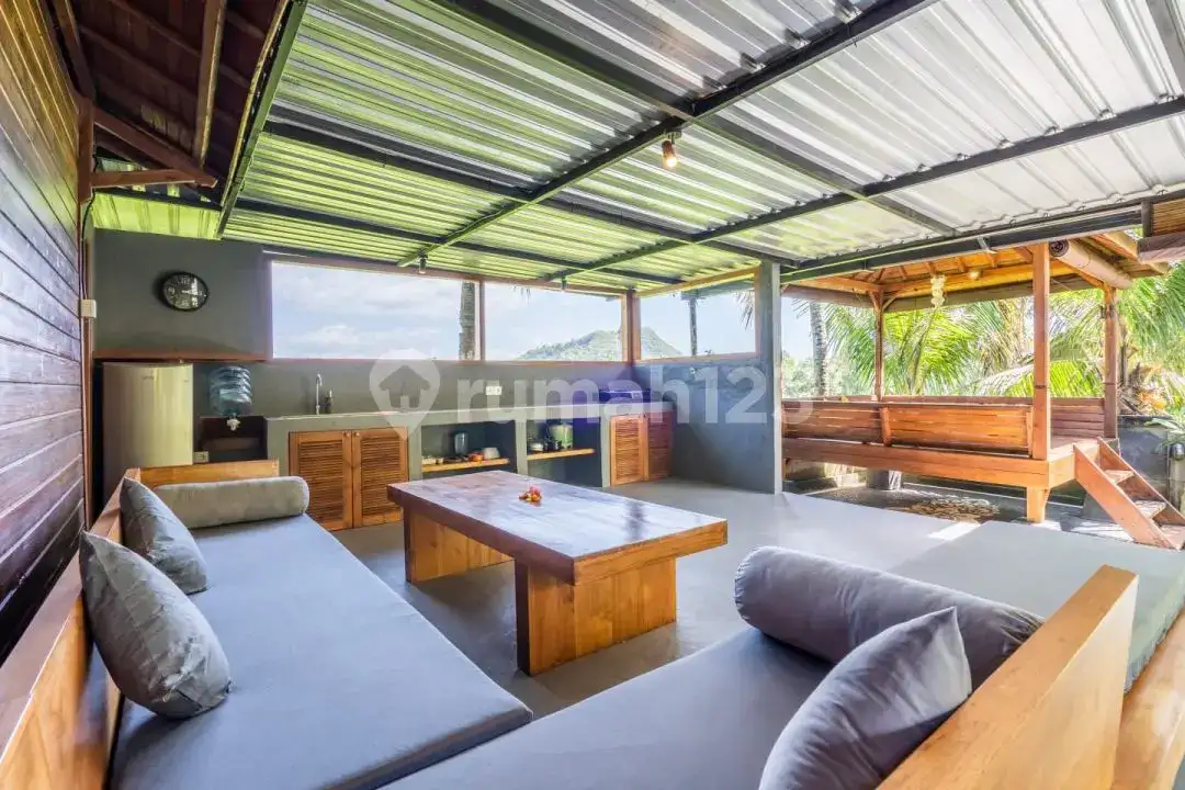 Villa 2 Kamar Tidur dengan View Sawah Dekat Candidasa dan Padang Bai