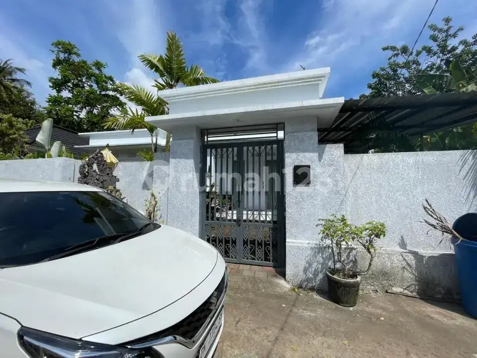 Villa 3 Kamar Tidur Dekat Pantai Lovina dalam Kompleks Villa Tenang
