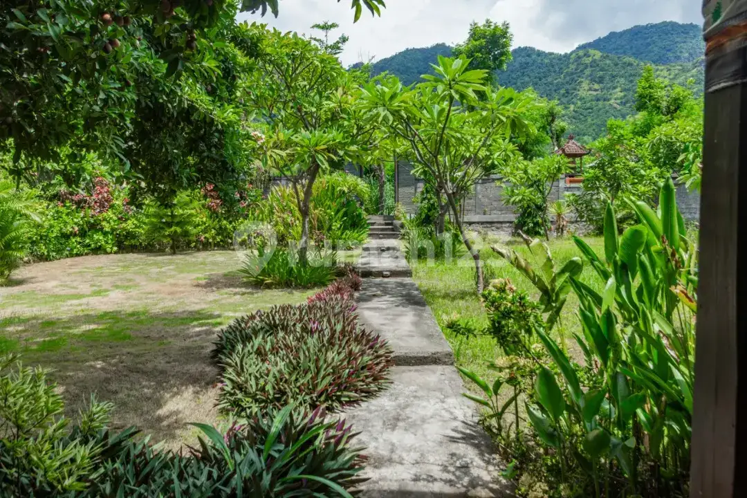 Villa Rp 140 Juta /tahun For Rent Per Year In Central Pemutaran Area Diving N Snorkling Gerokgak, Buleleng   Lihat Alamat  0 0 Ulasan Diperbarui 23 November 2025 oleh Magdalena Hasibuan  Overview Tran