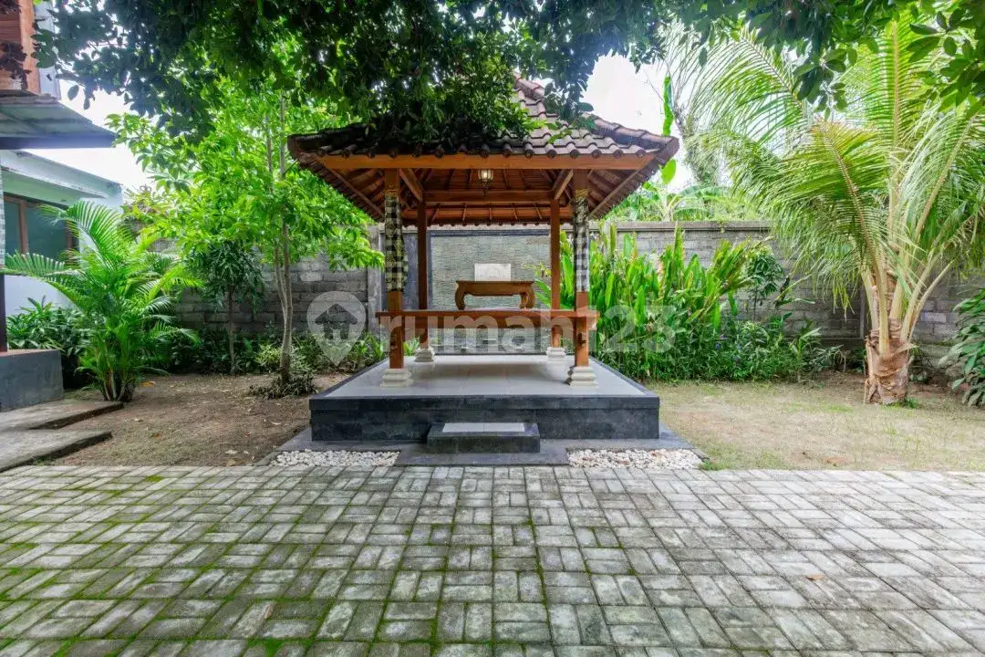 Villa Rp 140 Juta /tahun For Rent Per Year In Central Pemutaran Area Diving N Snorkling Gerokgak, Buleleng   Lihat Alamat  0 0 Ulasan Diperbarui 23 November 2025 oleh Magdalena Hasibuan  Overview Tran