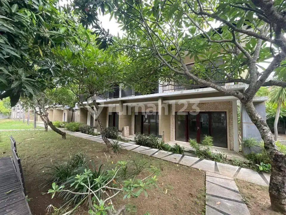 Hotel Beachfront di Nusa Dua dengan Sisa Hak Sewa 50 Tahun