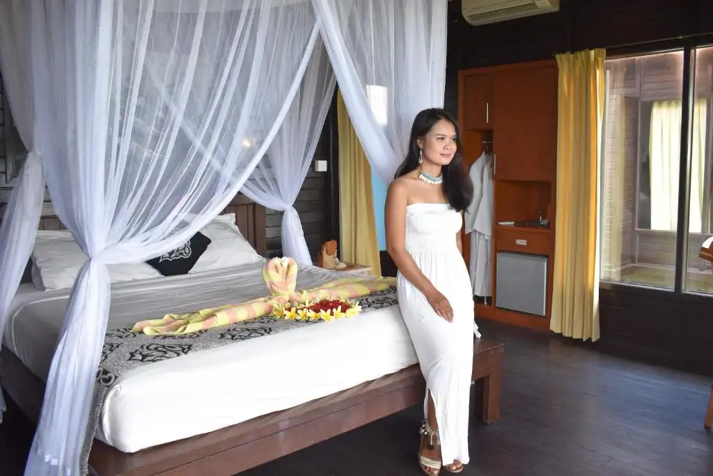 Bungalow with Sea View