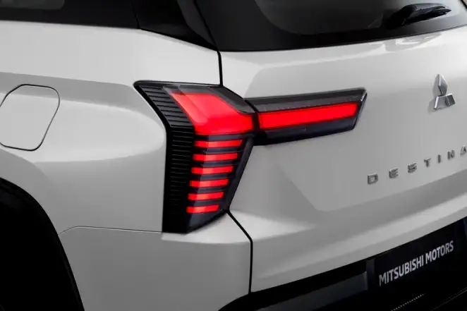 Mitsubishi Destinator
