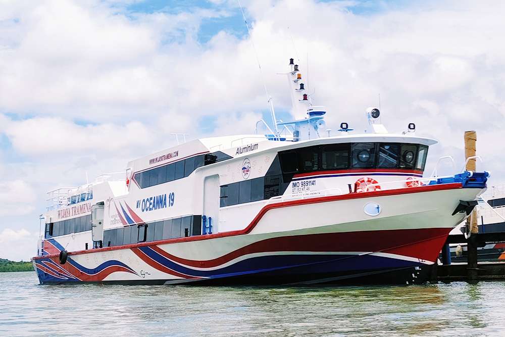 Fastboat and Fast Ferry