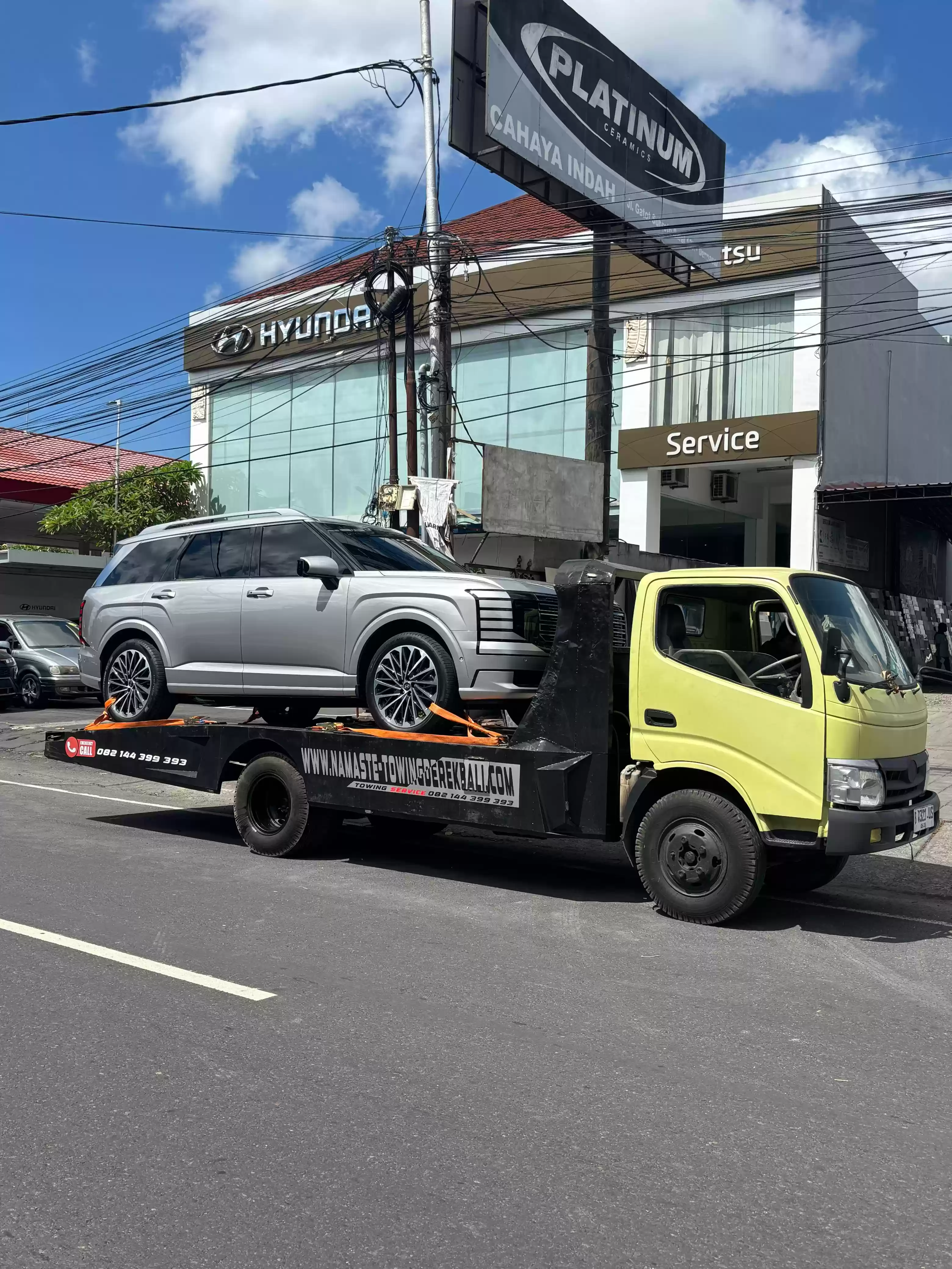 Towing Mobil Bali Area