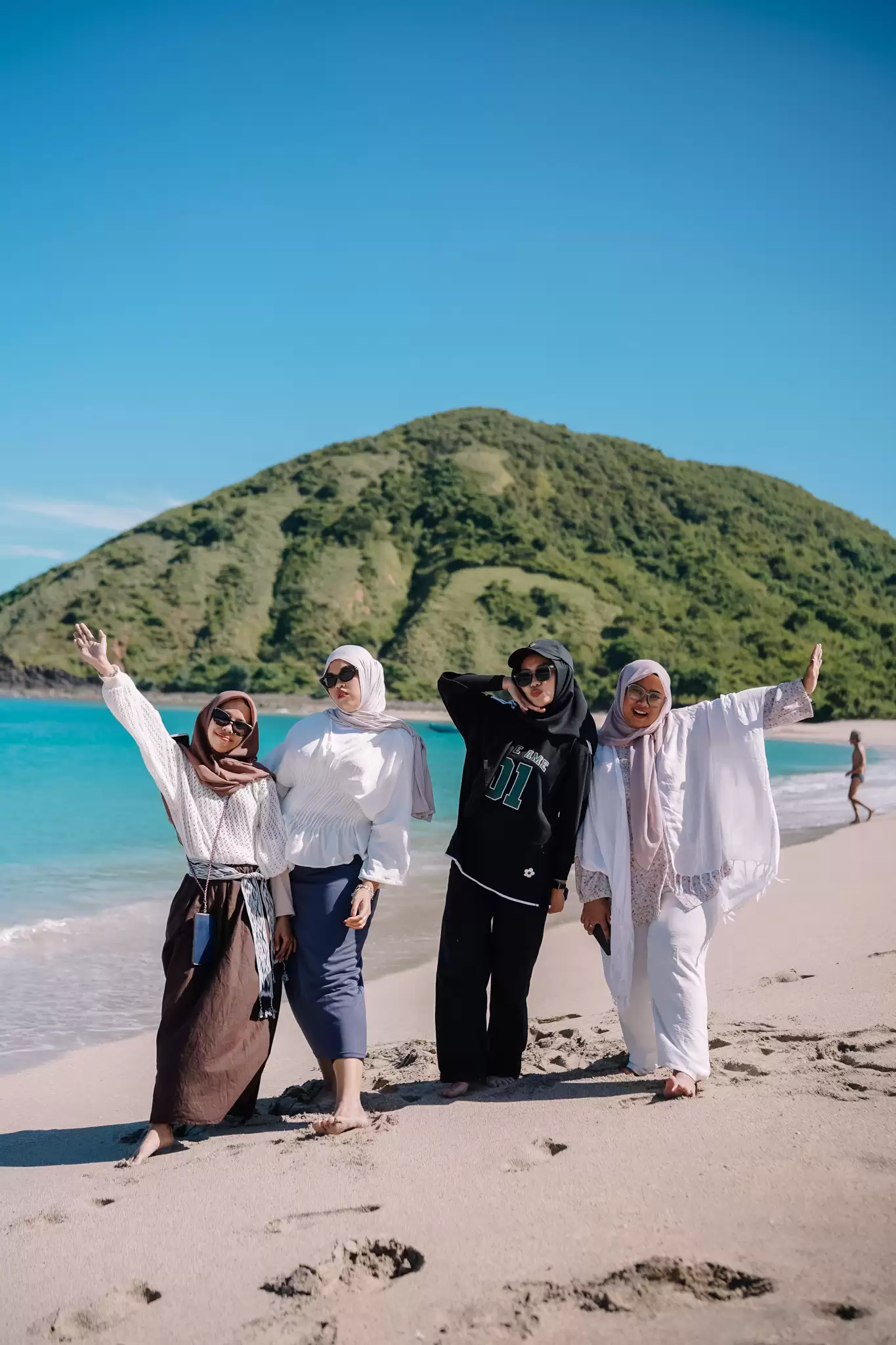 Paket Tour 4 Hari 3 Malam Lombok
