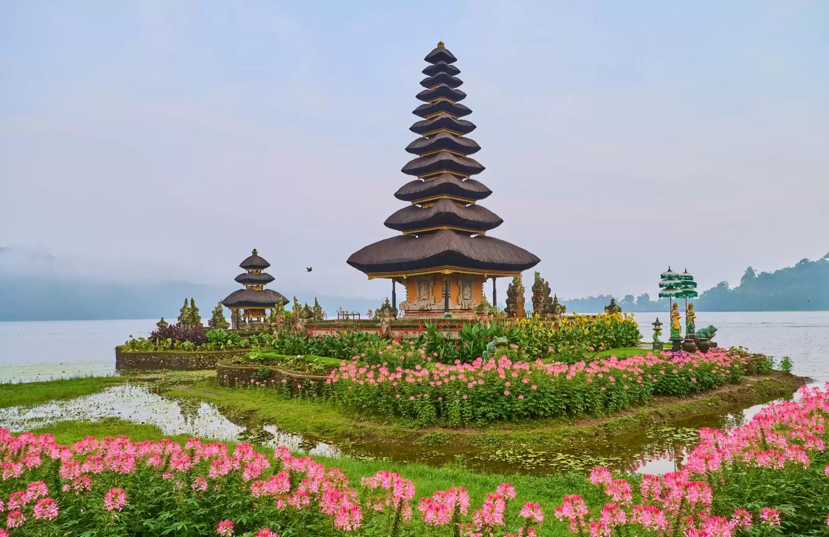 Bedugul - Tanah Lot Tour 3 Hari 2 Malam (MTB 301-B)