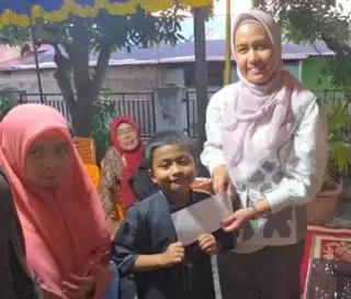 Reses di Pekanbaru, Karmila Sari Serap Aspirasi Warga Soal Minimnya Fasilitas Pendidikan
