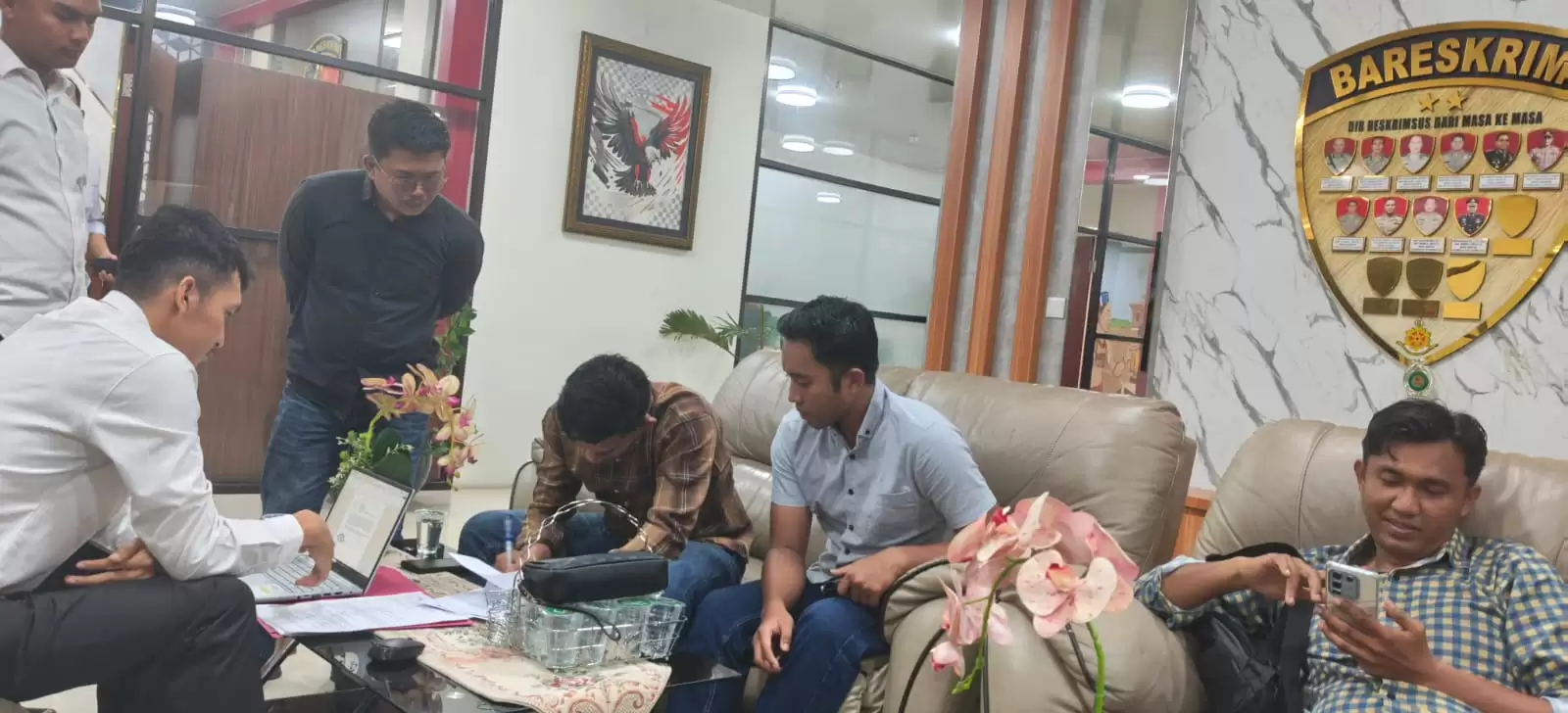 Diduga Sebar Ujaran Kebencian terhadap H. Bistamam, Dua Akun Bodong Dilaporkan ke Ditkrimsus Polda Riau