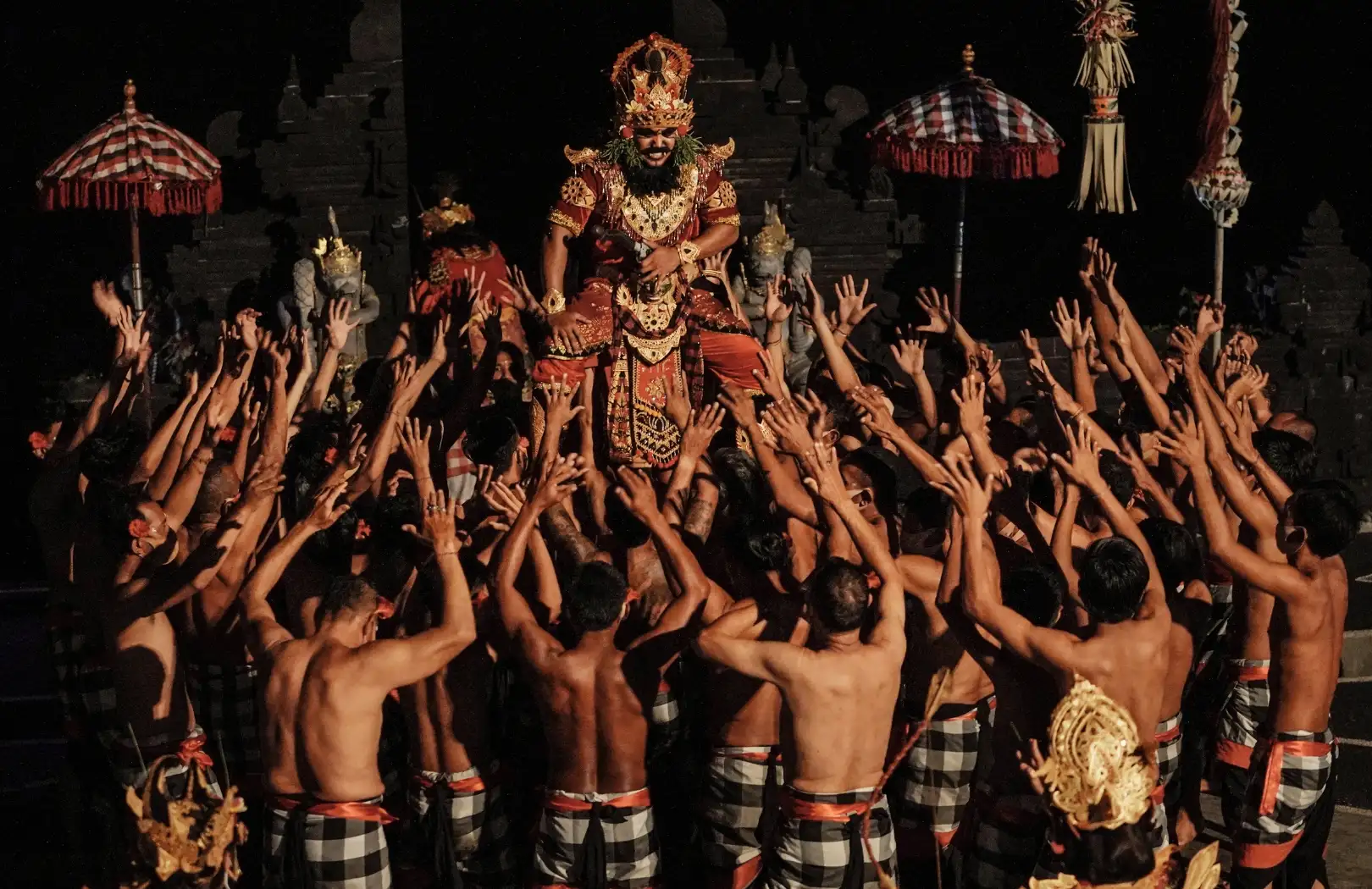 Ubud Authentic Night Market and Kecak Fire Dance Half Day Tour