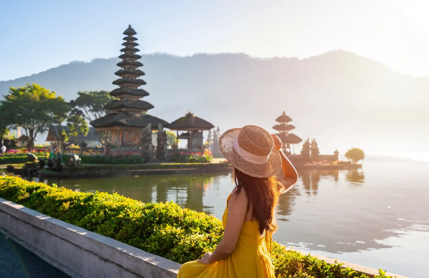 Bali Ulun Danu Lake Beratan with UNESCO Jatiluwih and Waterfall