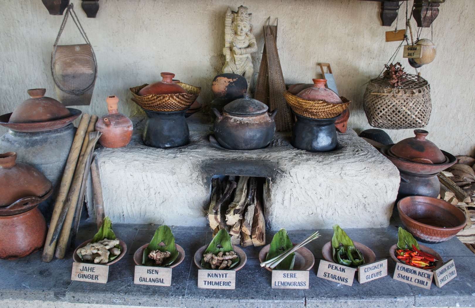 Bali Cooking Class and Tanah Lot Temple from Ubud