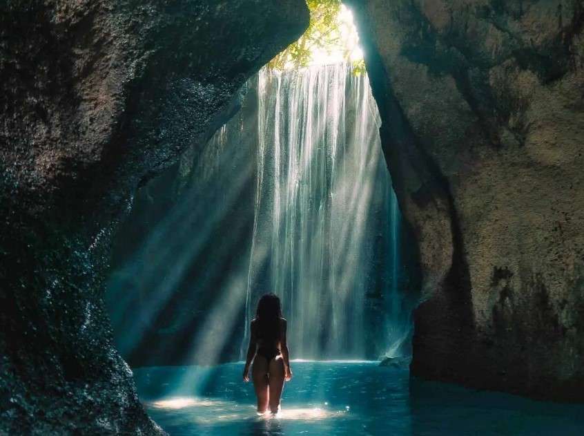Bali Penglipuran Village, School Visit, Waterfall and Temple Tour