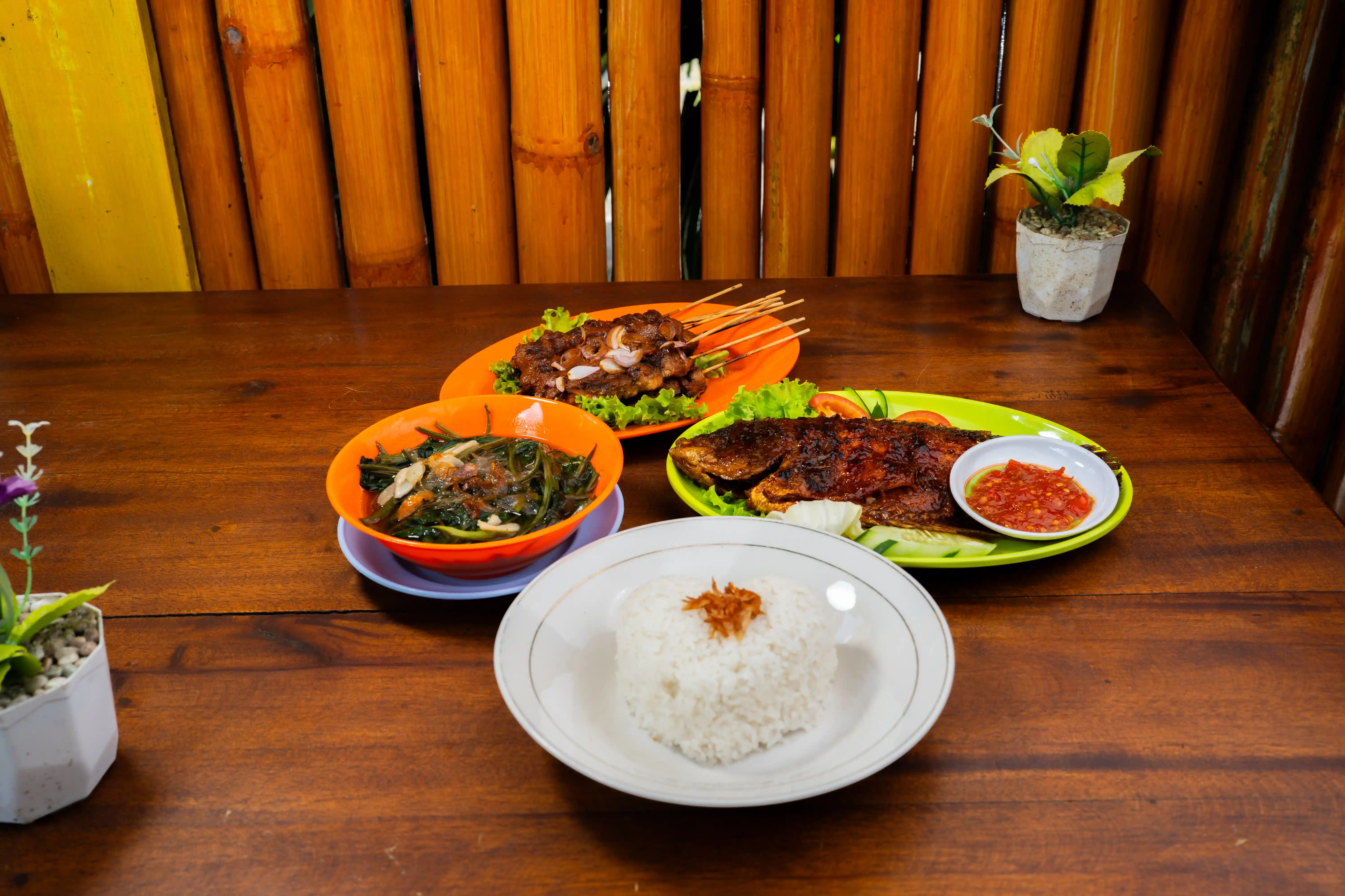 Tempat Makan Gurame Bakar di Bali dengan Rasa Lokal yang Menggoda