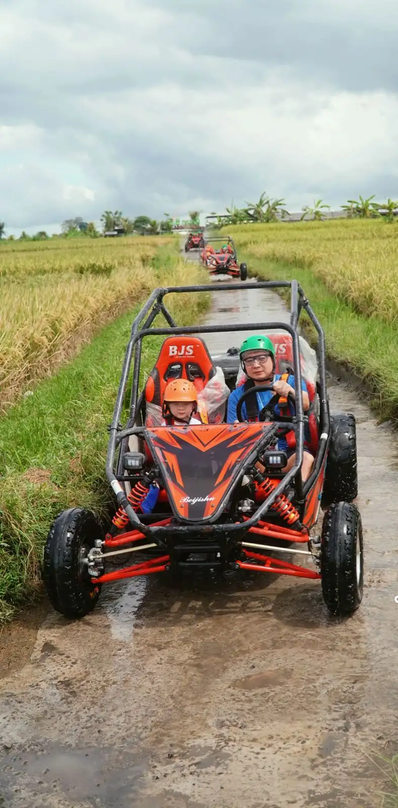 UTV Buggy Ubud Through Waterfall and Tunnel
