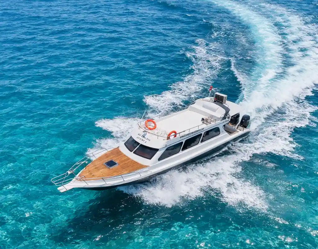 Premium 6-Destination Private Speedboat Charter Labuan Bajo (Max 15 Pax)