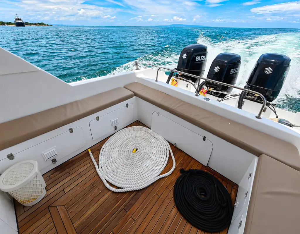 Premium 6-Destination Private Speedboat Charter Labuan Bajo (Max 15 Pax)