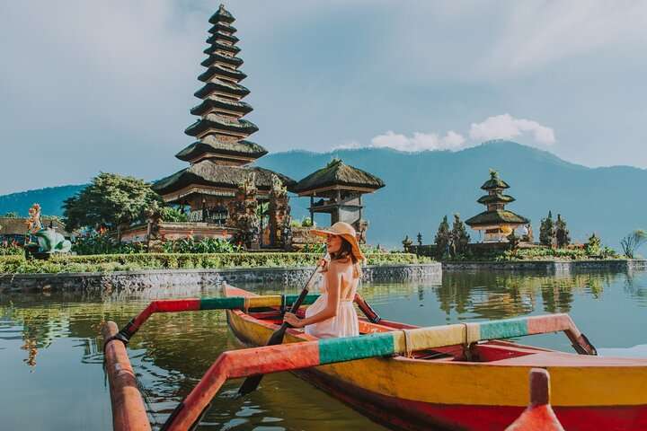 Tanah Lot, Jatiluwih Rice Terrace and Waterfall Day Tour