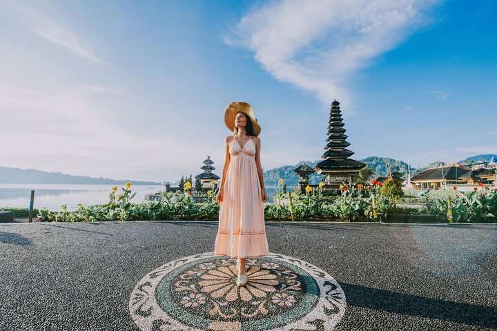 Tanah Lot, Jatiluwih Rice Terrace and Waterfall Day Tour