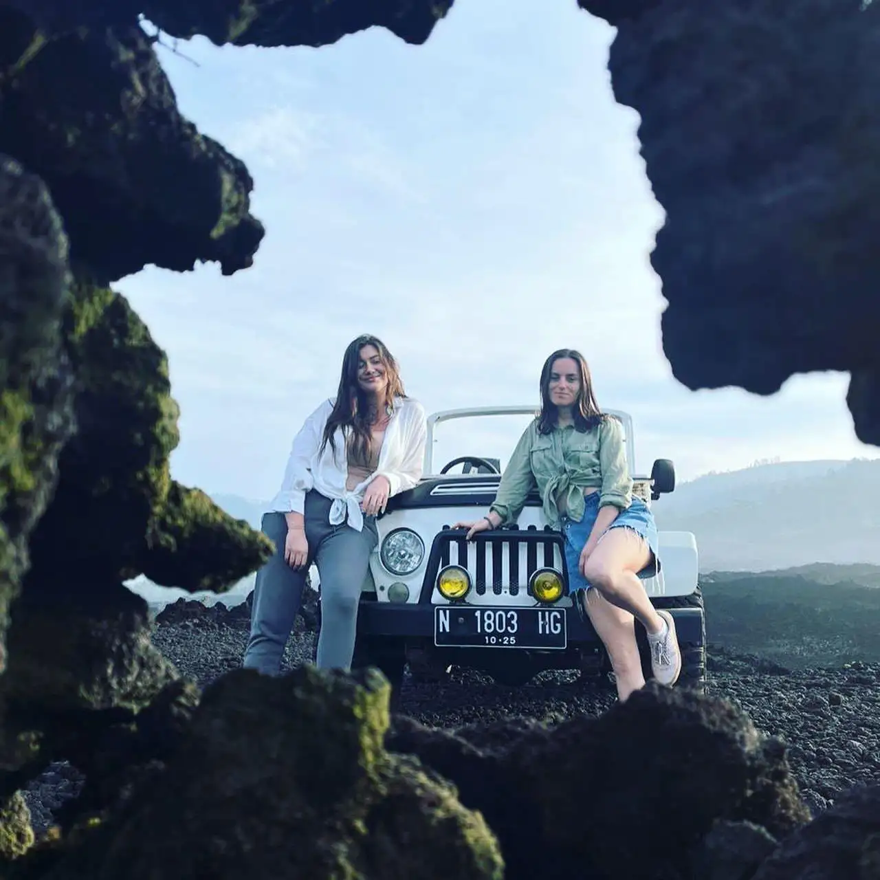 Sunrise Black Lava & Black Sand Jeep Adventure