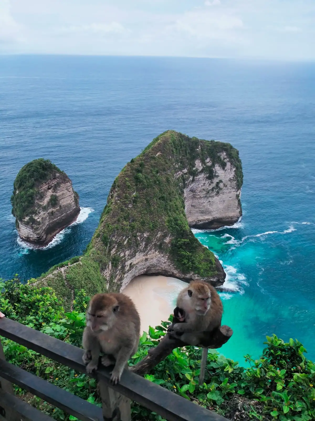 Nusa Penida 2D1N Tour Package