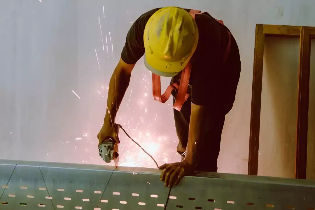 7 Hal yang Hanya Dipahami oleh Engineer MEP di Lapangan